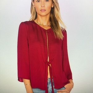 L’Academine knot blouse